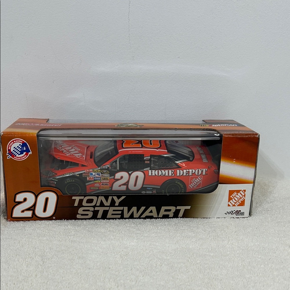 Tony Stewart 2008 Action Racing 1:24 Die-Cast – Limited Edition